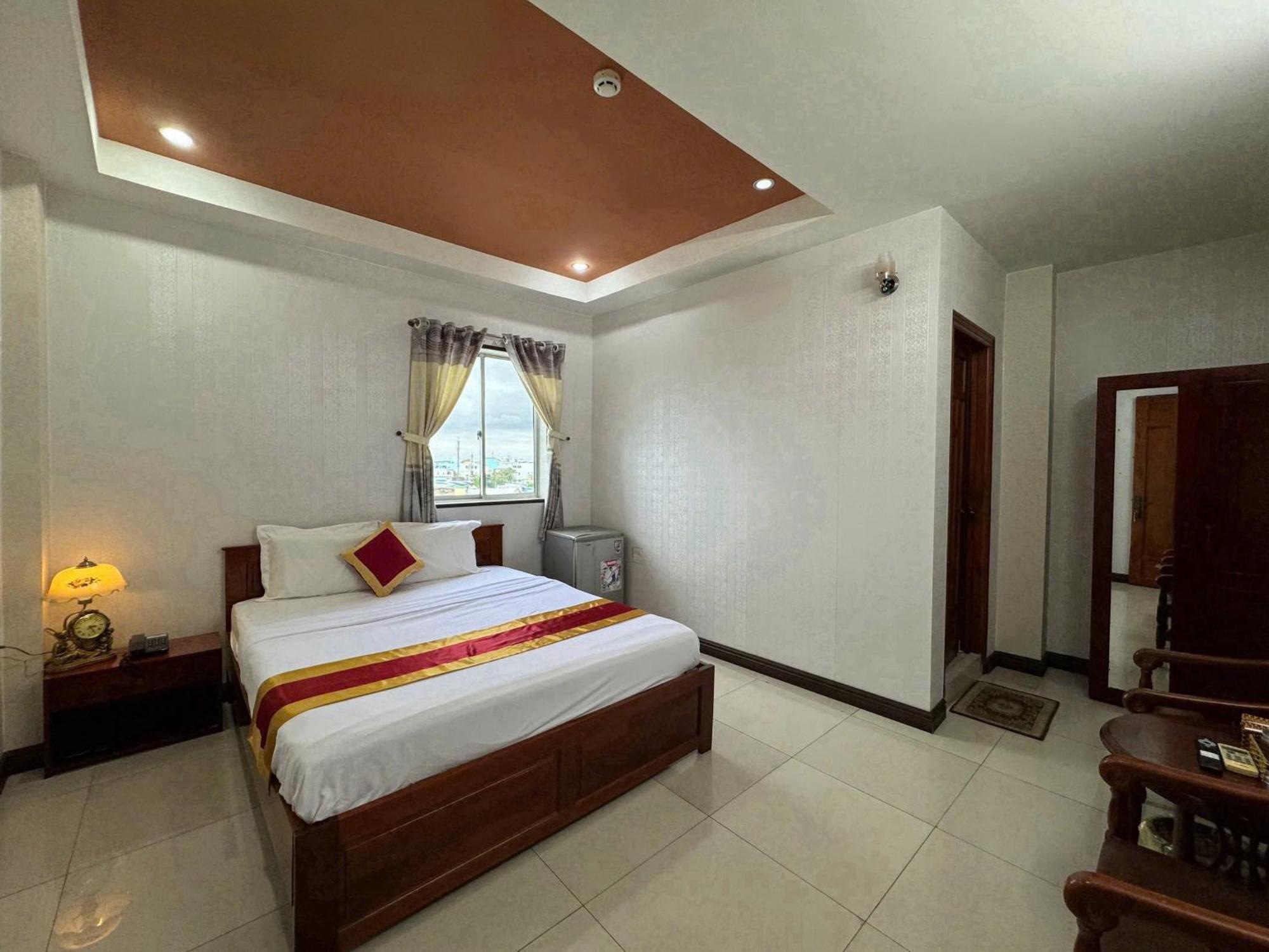 Thanh Dat Hotel Bac Lieu Buitenkant foto