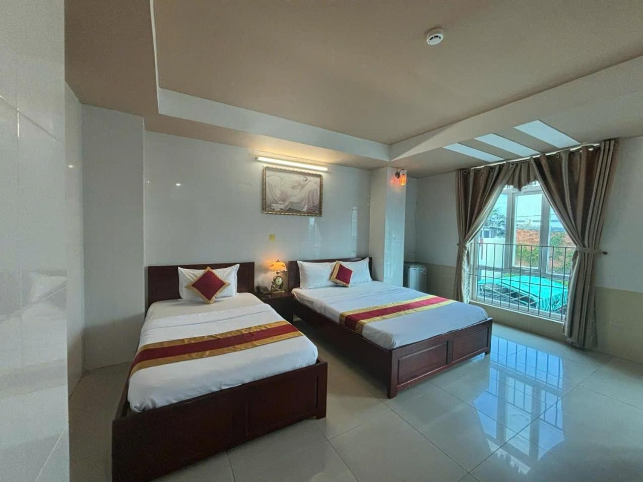 Thanh Dat Hotel Bac Lieu Buitenkant foto