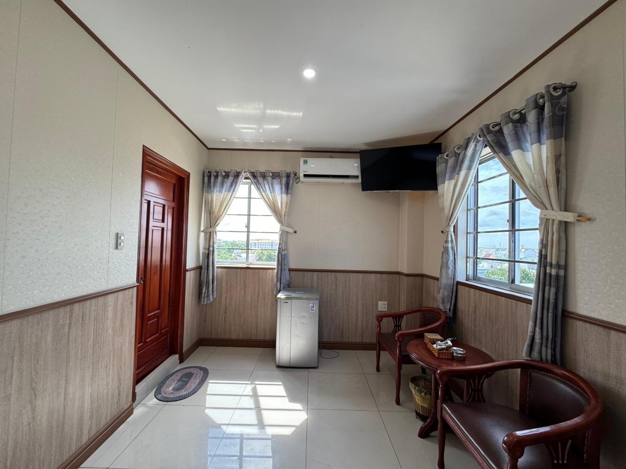 Thanh Dat Hotel Bac Lieu Buitenkant foto