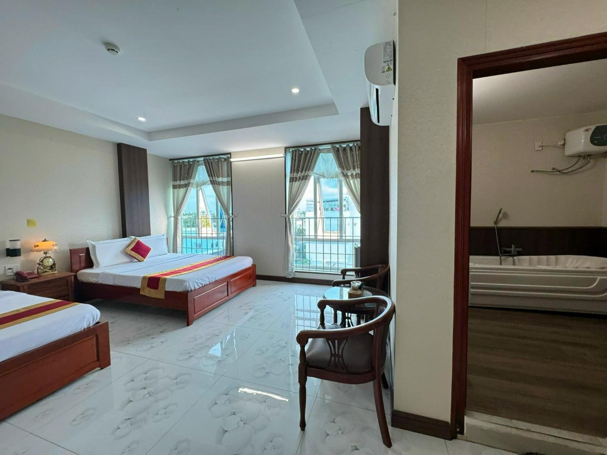 Thanh Dat Hotel Bac Lieu Buitenkant foto