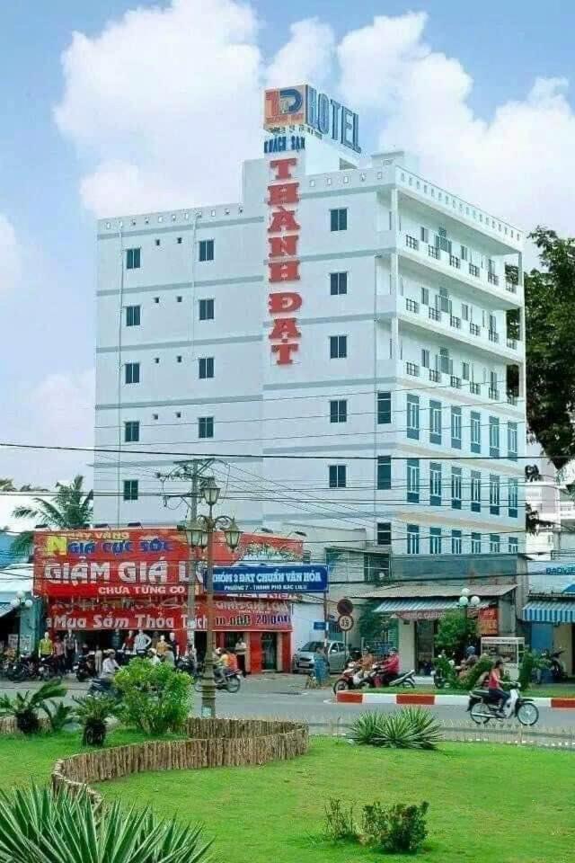 Thanh Dat Hotel Bac Lieu Buitenkant foto