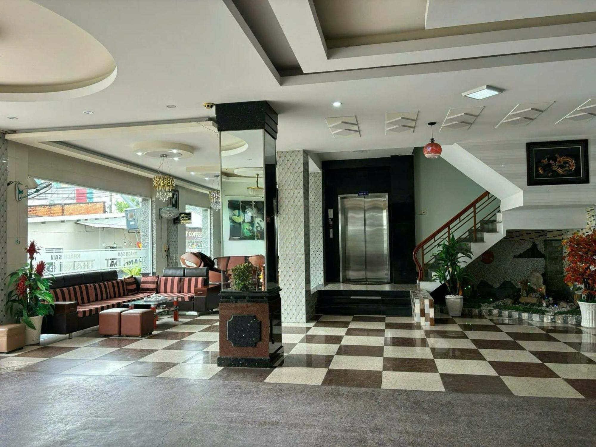 Thanh Dat Hotel Bac Lieu Buitenkant foto